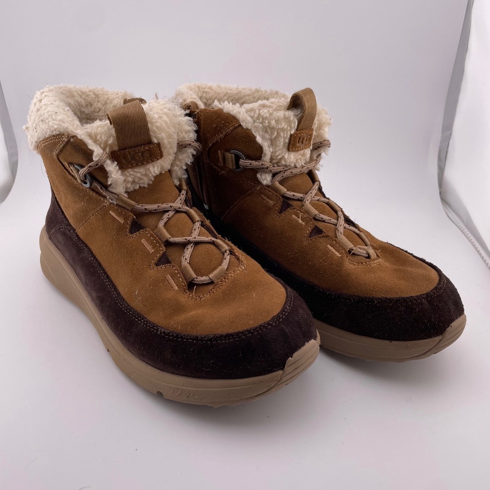 UGG Waterproof Terretrail Suede Leather Shearling Lace Up Boots Womens Size 6